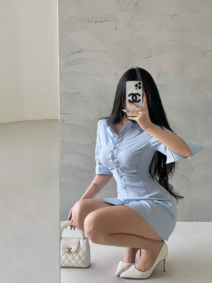 YoungGirlDay Thời trang Hàn Quốc thuần khiết khao khát, áo sơ mi dáng ôm vừa vặn, eo xếp nếp, tay áo dài vừa phải, váy ngắn.