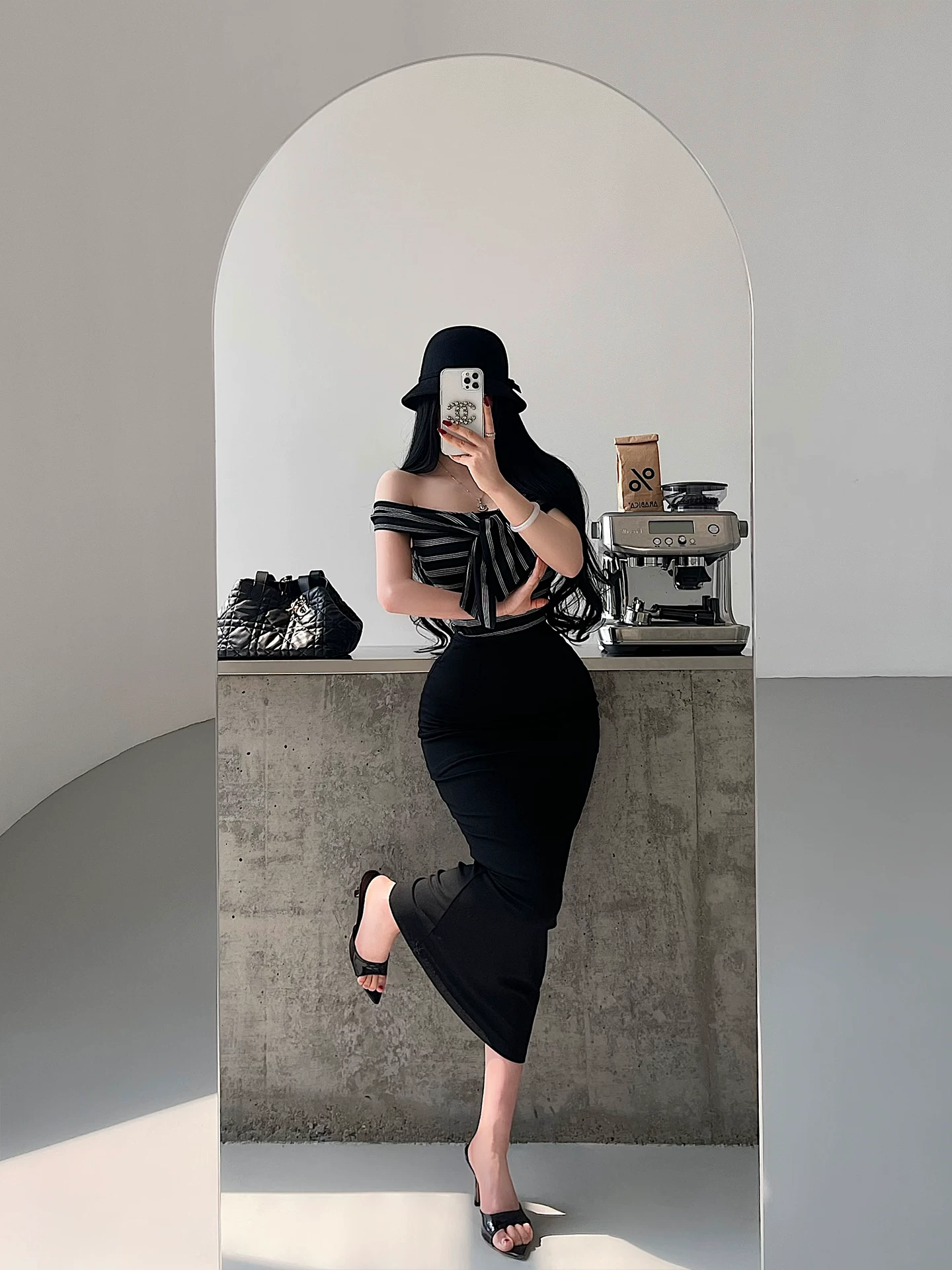 Váy dài ôm sát, chất liệu co giãn, cạp cao, phong cách YoungGirlDay Kardashian, gợi cảm, quyến rũ, thuần khiết.