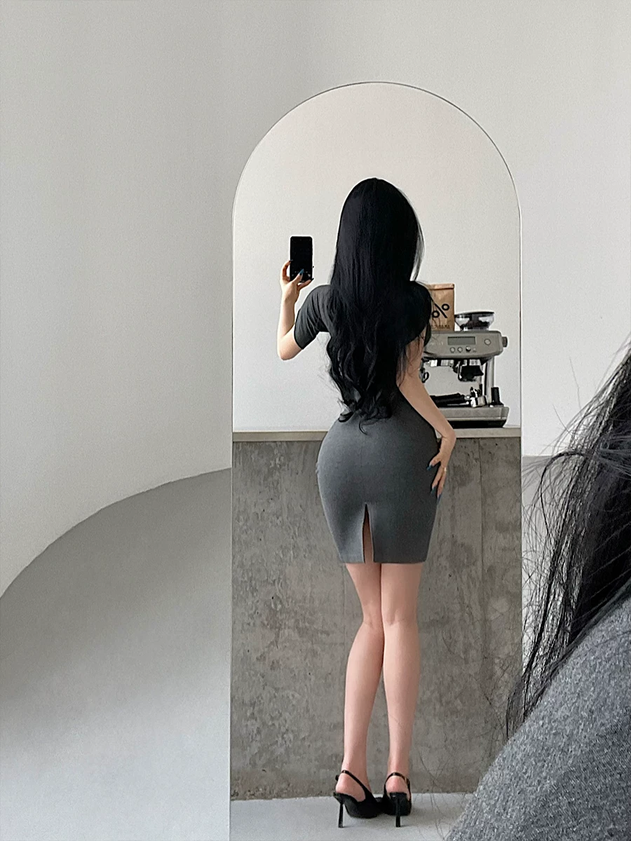 YoungGirlDay Phong cách Hàn Quốc thuần khiết gợi cảm OL váy ngắn ôm sát eo cao tôn dáng thon gọn xẻ lưng.