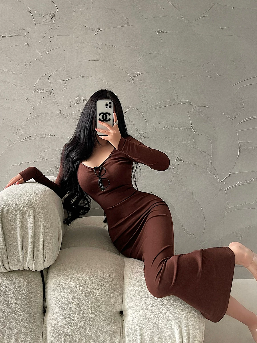 YoungGirlDay Kardashian váy ôm sát cổ tròn gợi cảm, ôm sát cơ thể, tay dài, váy dài