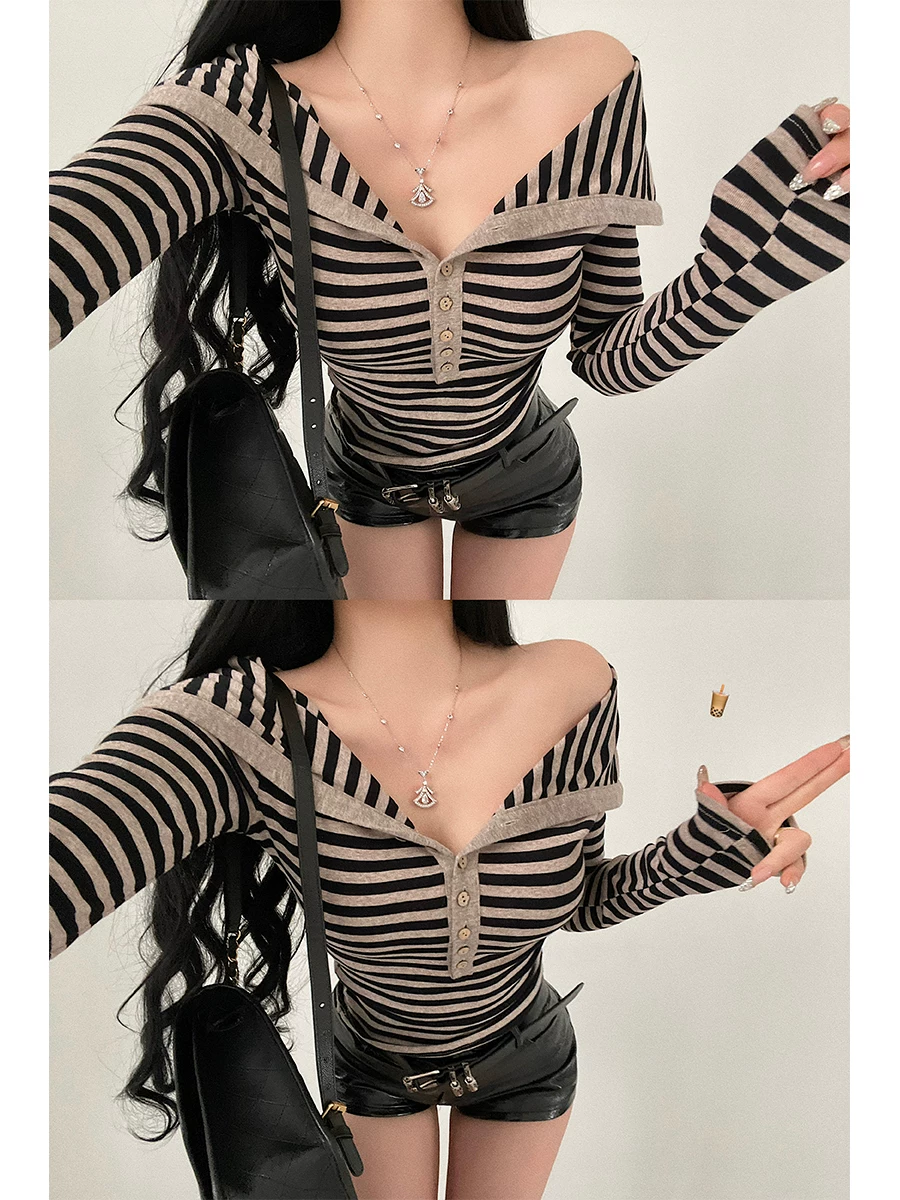 YoungGirlDay Pure Desire Style Áo thun trễ vai cổ lớn sọc đơn hàng khuy dài tay gợi cảm