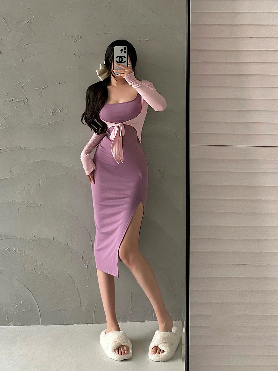 YoungGirlDay váy ôm sát gợi cảm, xẻ tà, có dây đeo, kèm áo khoác tay dài, bộ hai món.