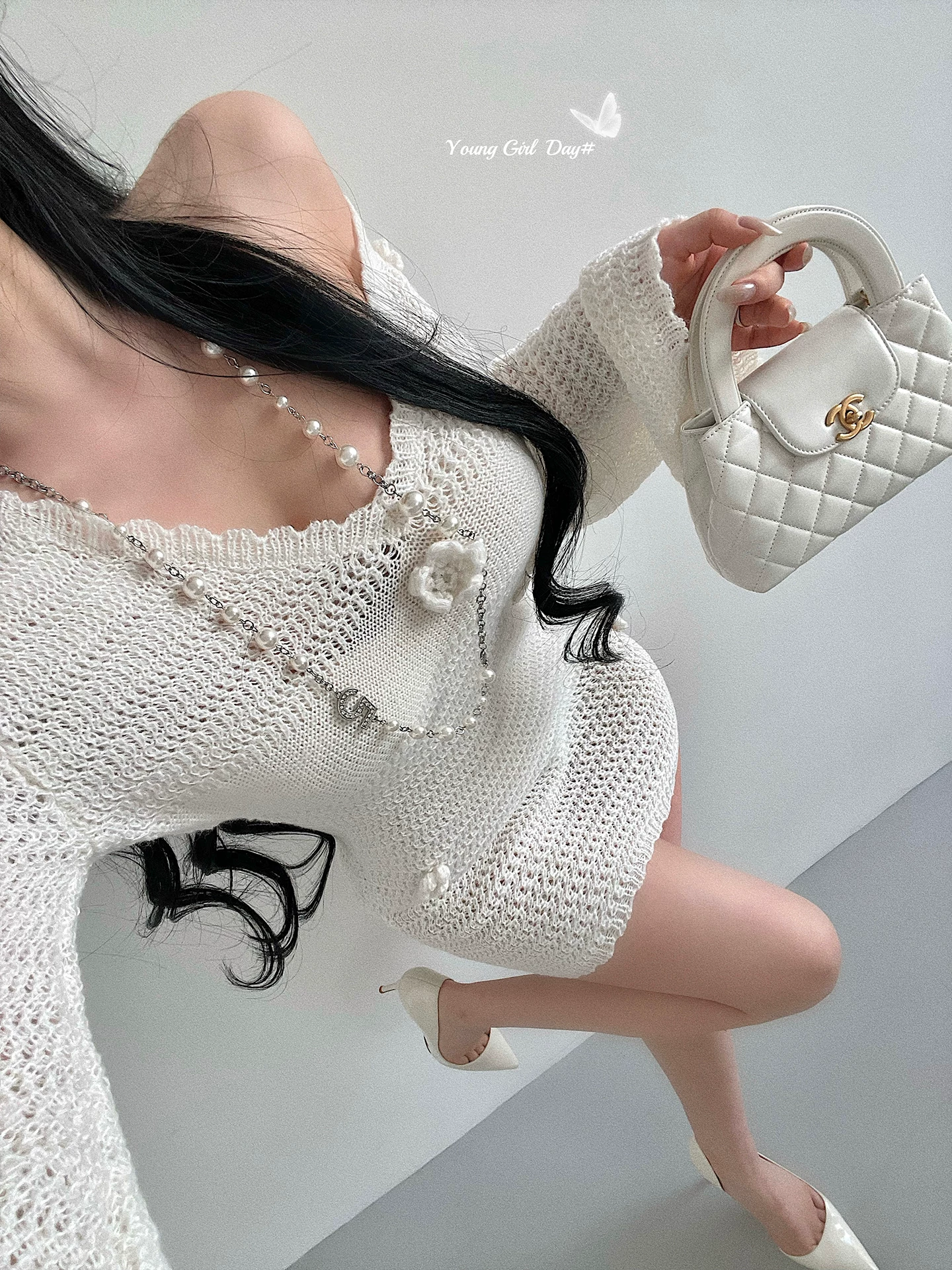 YoungGirlDay Pure Desire Nhẹ nhàng gợi cảm Cổ chữ V sâu hoa ba chiều Váy ôm sát cơ thể Váy ngắn