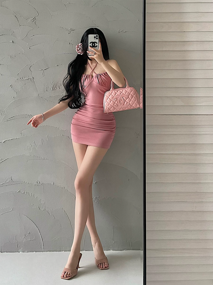 YoungGirlDay phong cách thuần khiết gợi cảm, ôm sát, có dây rút, xếp ly, váy ngắn có dây đeo spaghetti