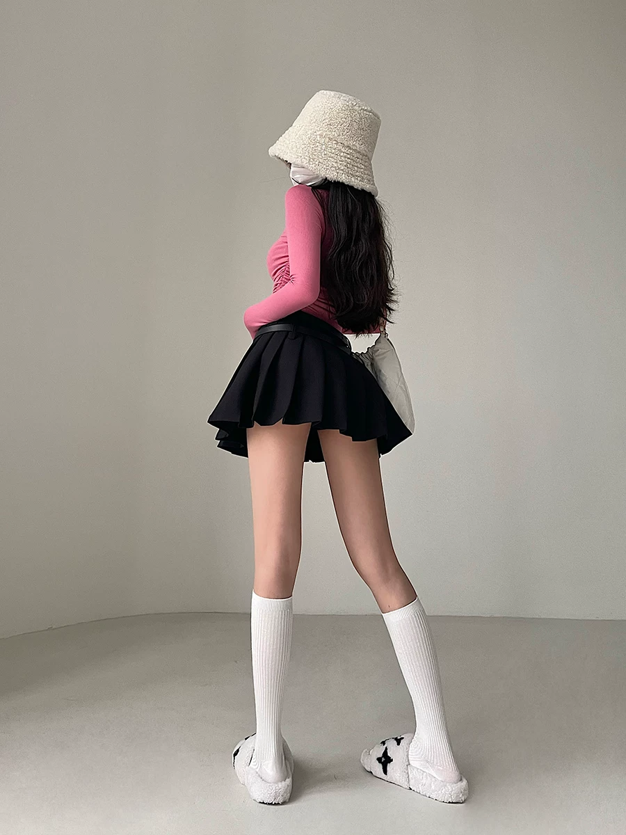 YoungGirlDay Váy xếp ly cạp cao phong cách đại học châu Âu và Mỹ có dây đai đôi chống lộ hàng kèm quần short an toàn.