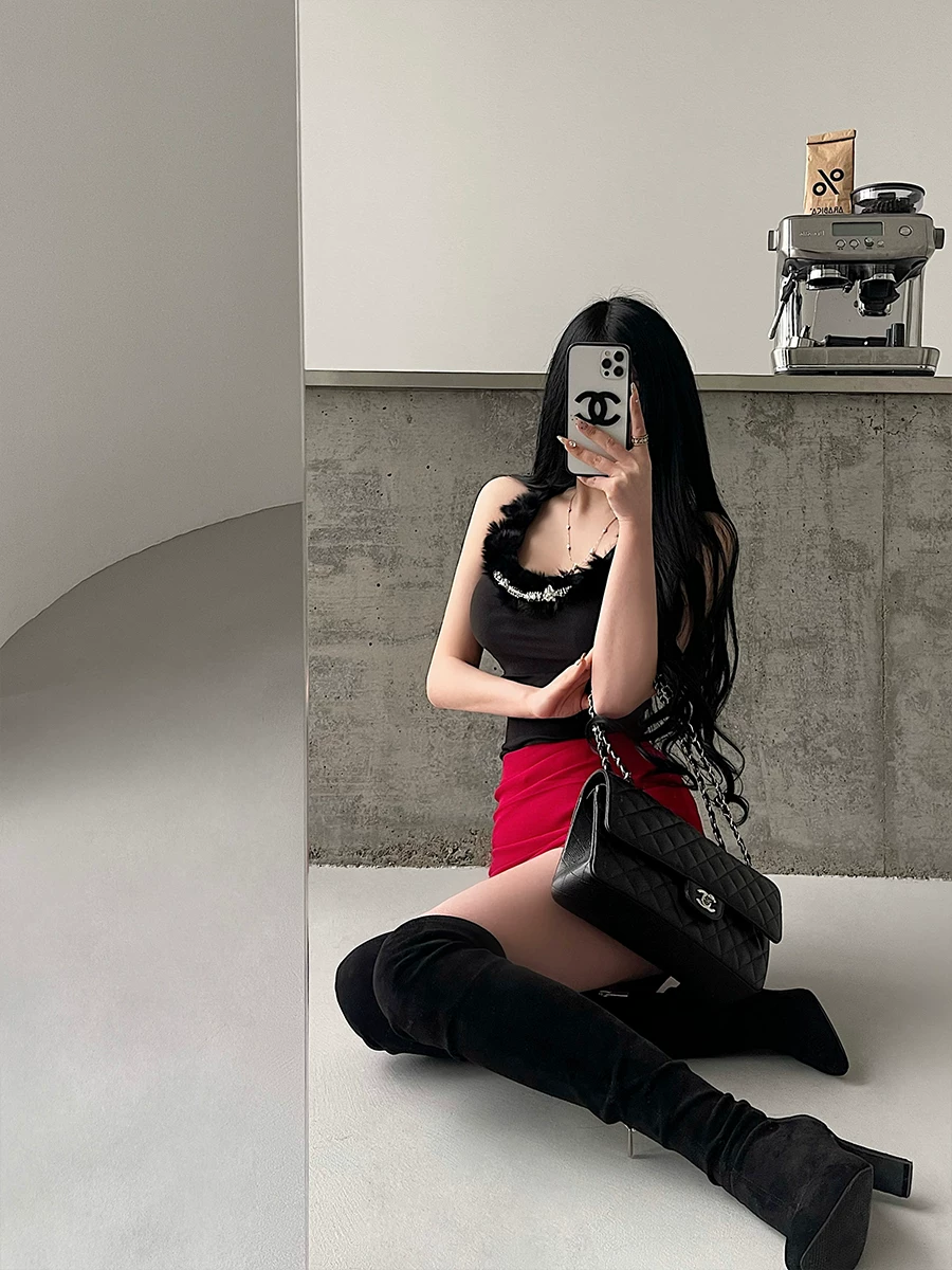 YoungGirlDay Pure Desire phong cách cổ điển Hàn Quốc cổ điển có cổ lông chắp vá đính kim cương giả áo ba lỗ không tay dành cho nữ.