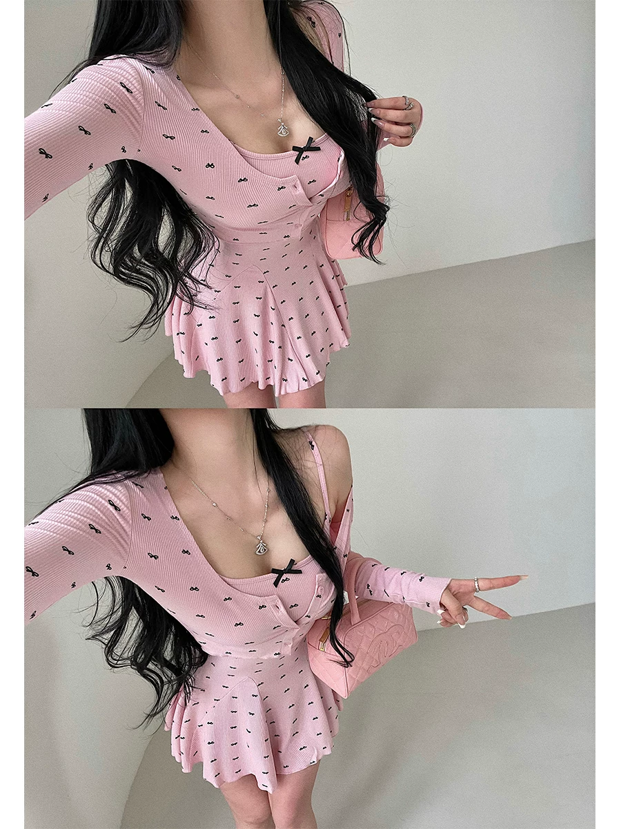 YoungGirlDay khao khát thuần khiết cô gái ngọt ngào áo cardigan dài tay in họa tiết váy xếp ly bộ váy có dây đeo
