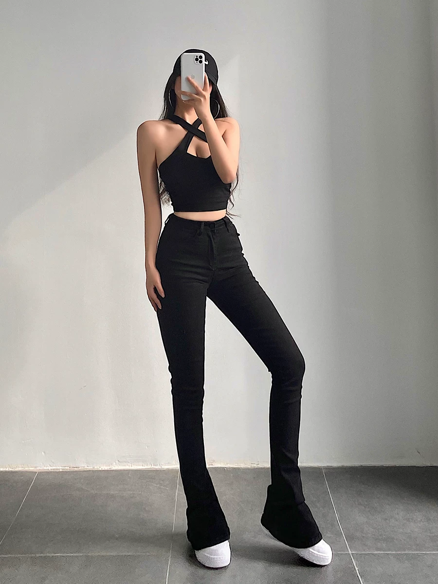 Quần jeans ống loe ôm sát cạp cao YoungGirlDay2025 mới giúp chân trông dài hơn và dài đến gót chân.