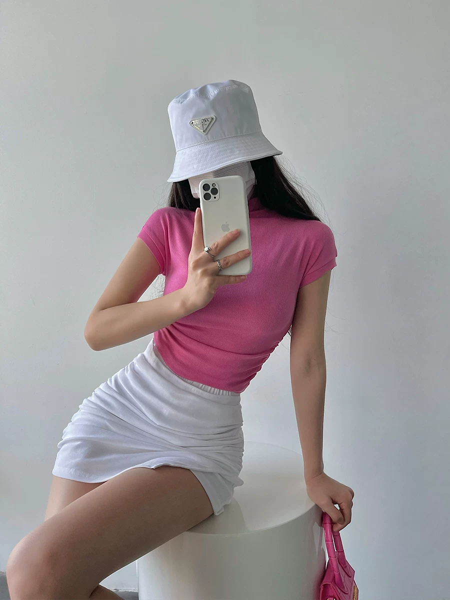 YoungGirlDay váy xếp ly không đều cạp cao gợi cảm với quần short an toàn, váy ngắn ôm sát co giãn.