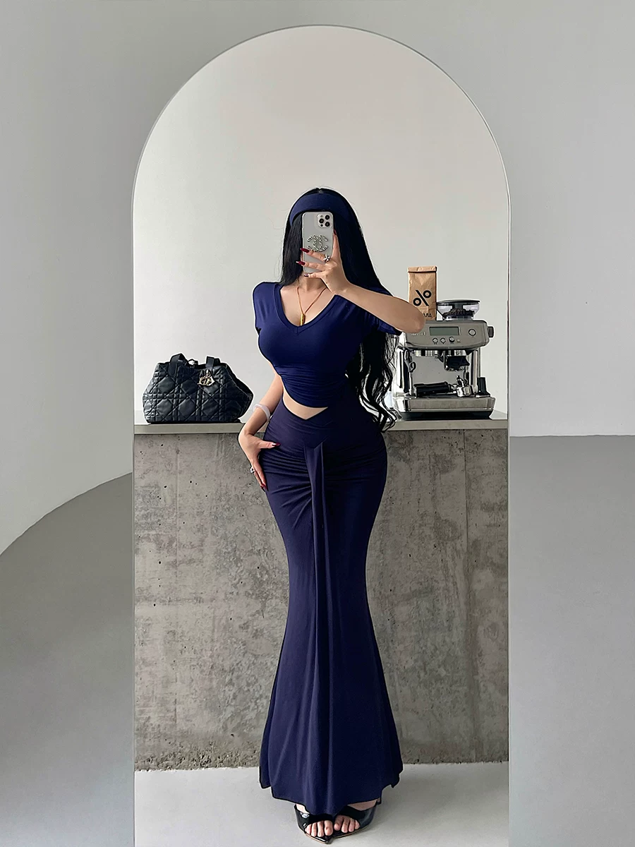 YoungGirlDay Pure Desire Style Váy dài kiểu dáng ôm sát eo chữ V gợi cảm kiểu dáng ôm sát eo dài.