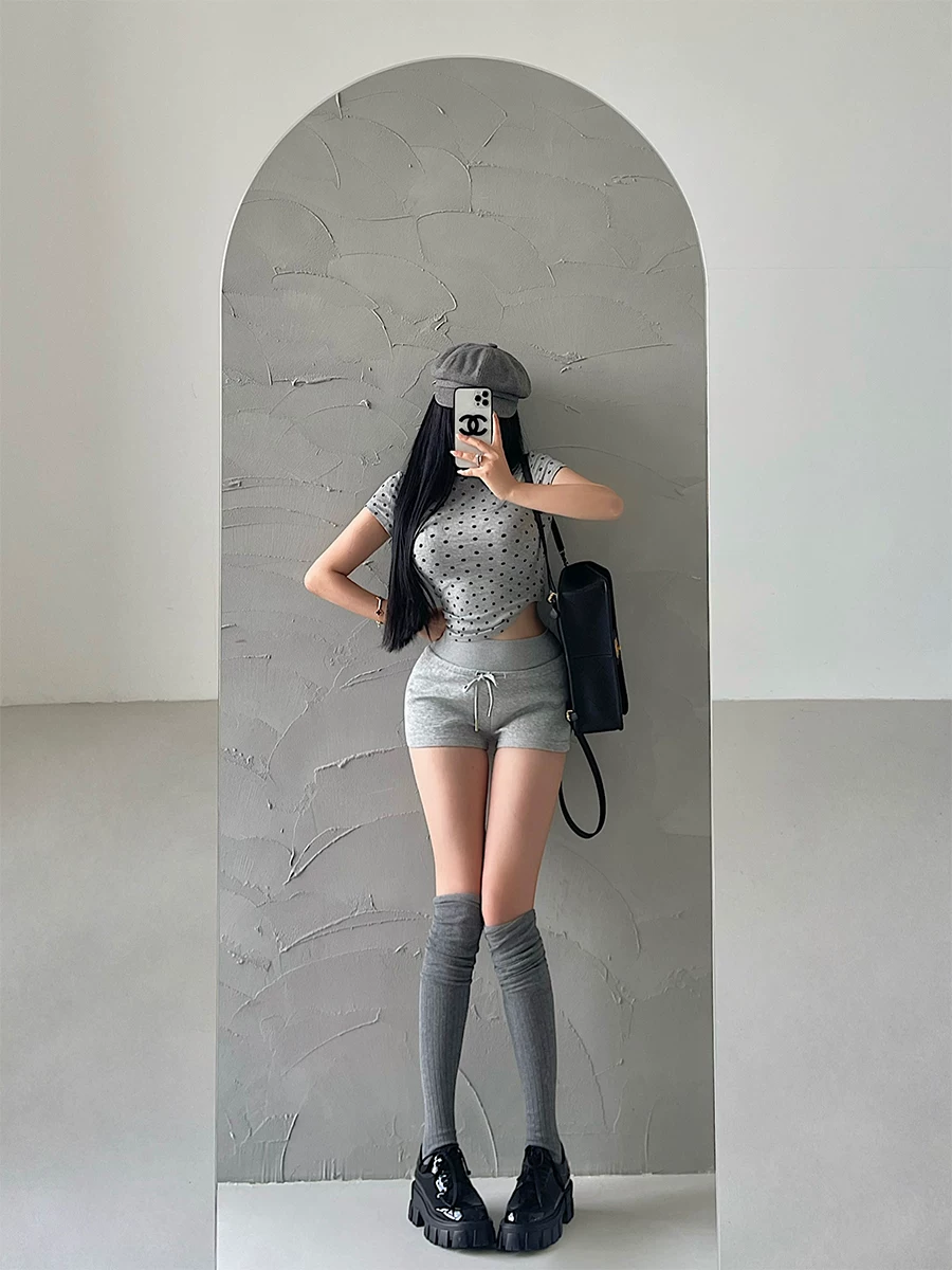 YoungGirlDay Quần short thể thao lưng cao dây rút phong cách Mỹ gợi cảm, quần short thể thao có dây rút vành rộng, quần short thể thao dành cho nữ