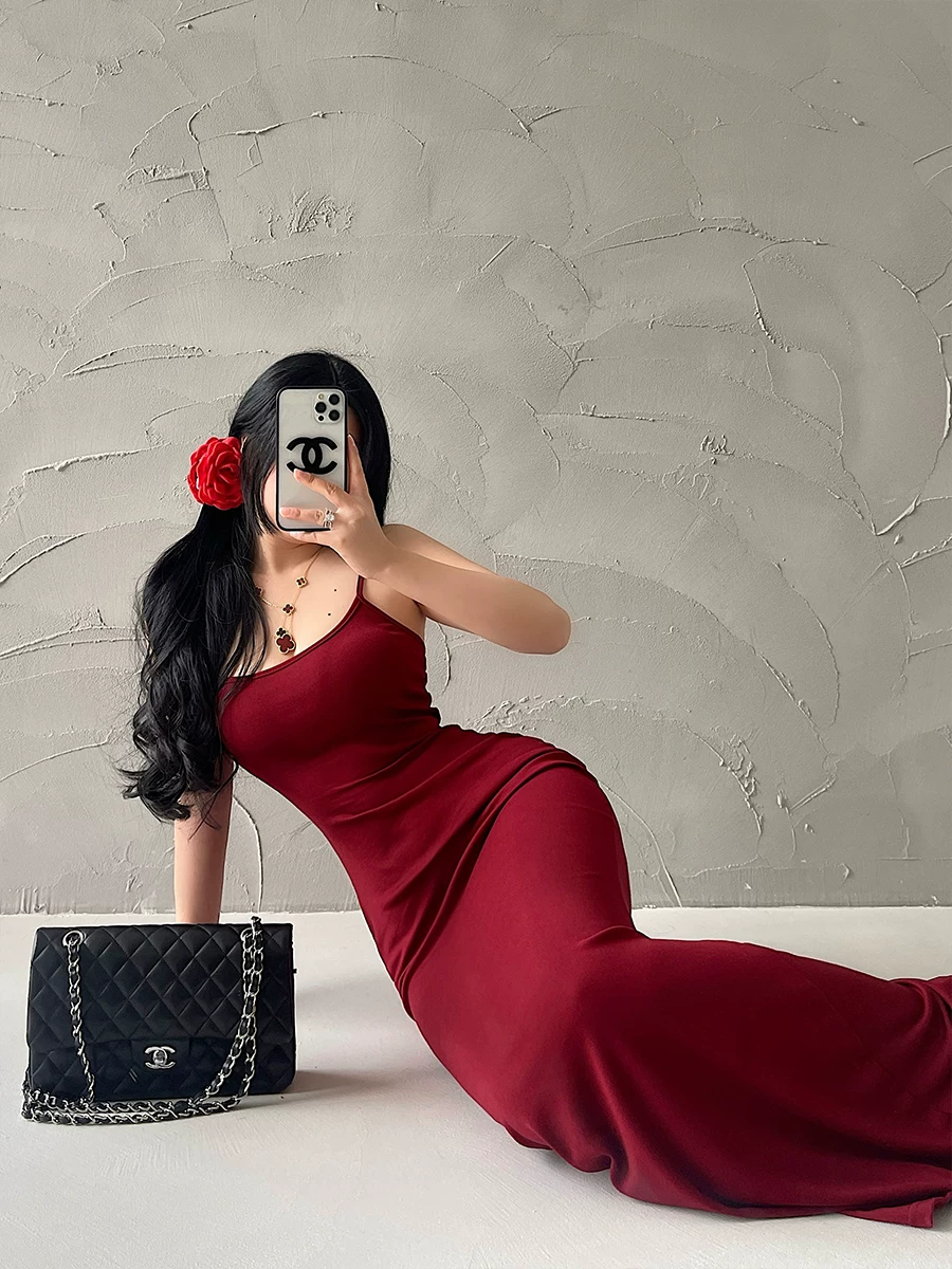 YoungGirlDay khao khát thuần khiết gợi cảm ôm sát cơ thể có thể điều chỉnh dây đeo vai ôm sát hông váy đuôi cá váy dài