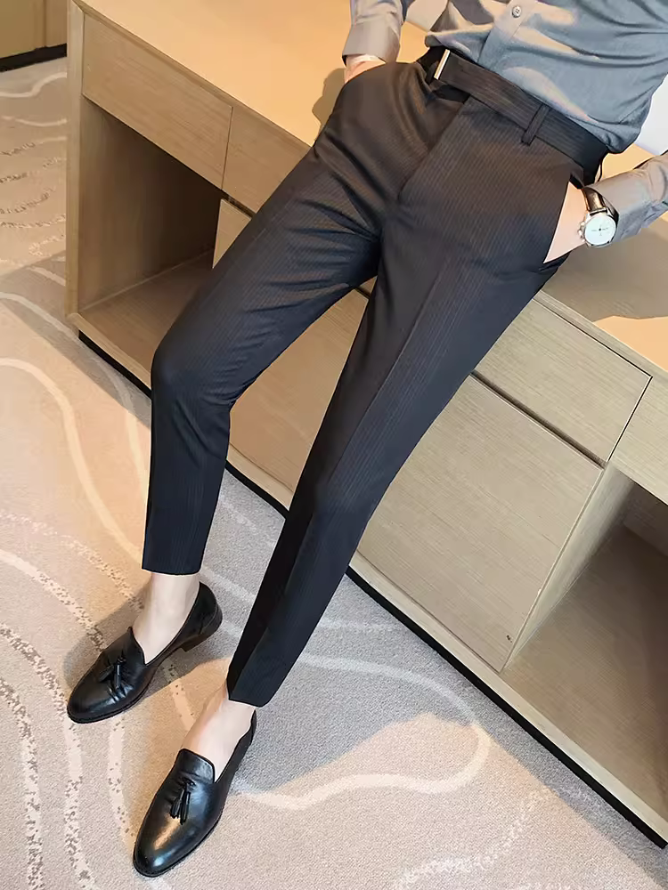 Quần âu nam dáng ôm, chất liệu cao cấp, kiểu dáng đa năng, thời trang, ôm dáng, kiểu dáng thon gọn, thích hợp cho công việc.