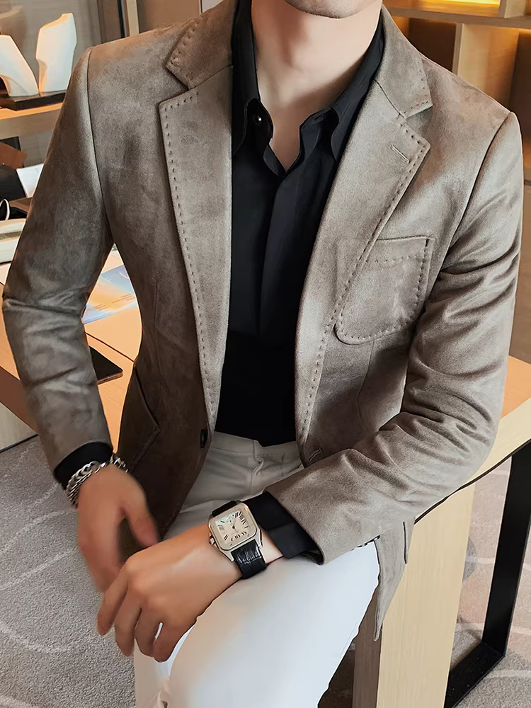 Áo blazer da lộn nam, kiểu mới thu đông 2025, thời trang, ôm dáng, lịch lãm, màu trơn, dễ chăm sóc, kiểu dáng đơn giản.