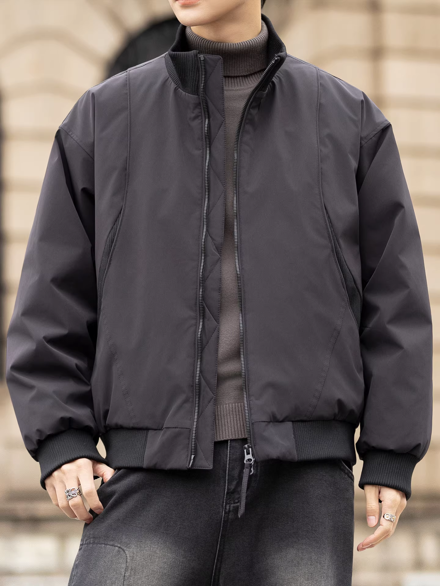 Áo khoác phao nhẹ chất lượng cao dành cho nam, kiểu mới mùa đông 2025, cổ đứng, ngắn, rộng rãi, đa năng, nhẹ và ấm áp.