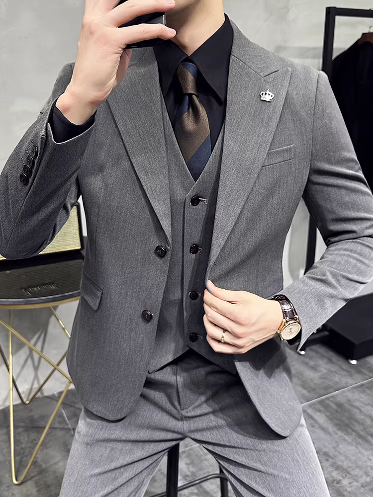 Bộ vest hai cúc dành cho nam, trang phục công sở cao cấp, màu trơn, đa năng, trang phục trang trọng, bộ vest cưới chú rể ba món