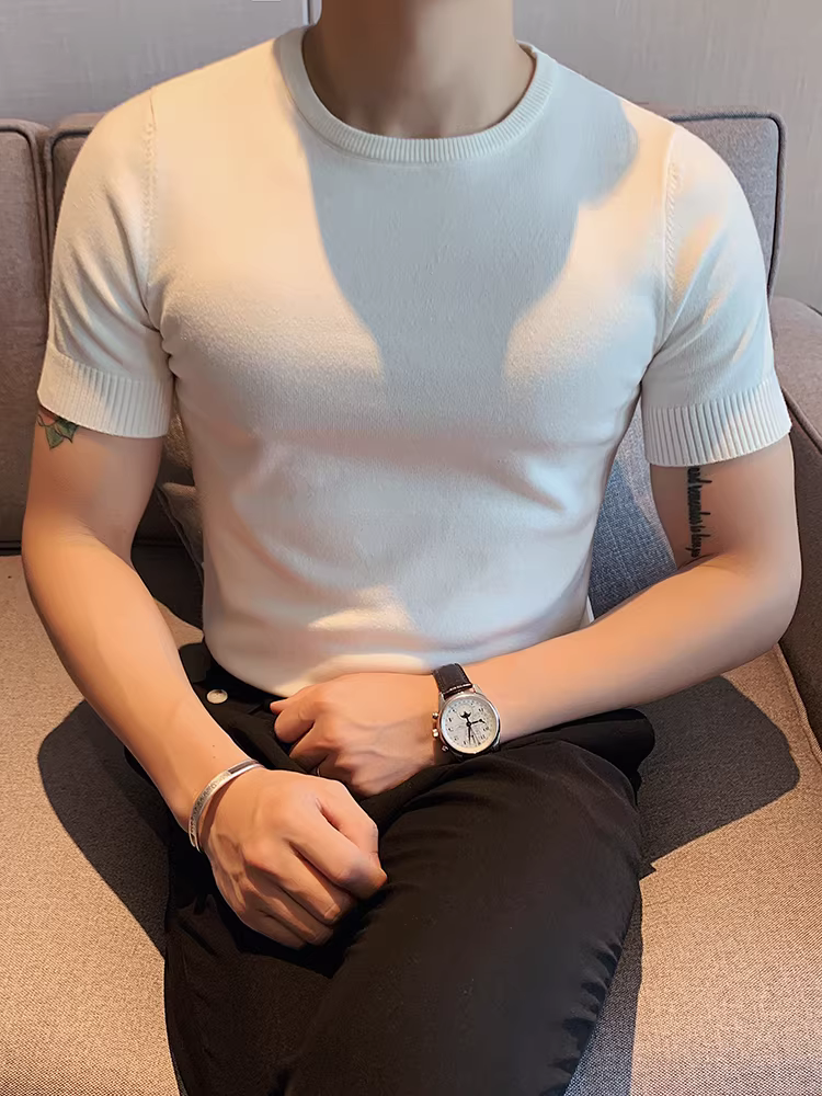 Áo len cổ tròn thu đông cho nam, dáng ôm, phong cách Hàn Quốc, hợp thời trang, đa năng, áo thun lụa băng, tay lửng, áo thun dệt kim ngắn tay thông thường.