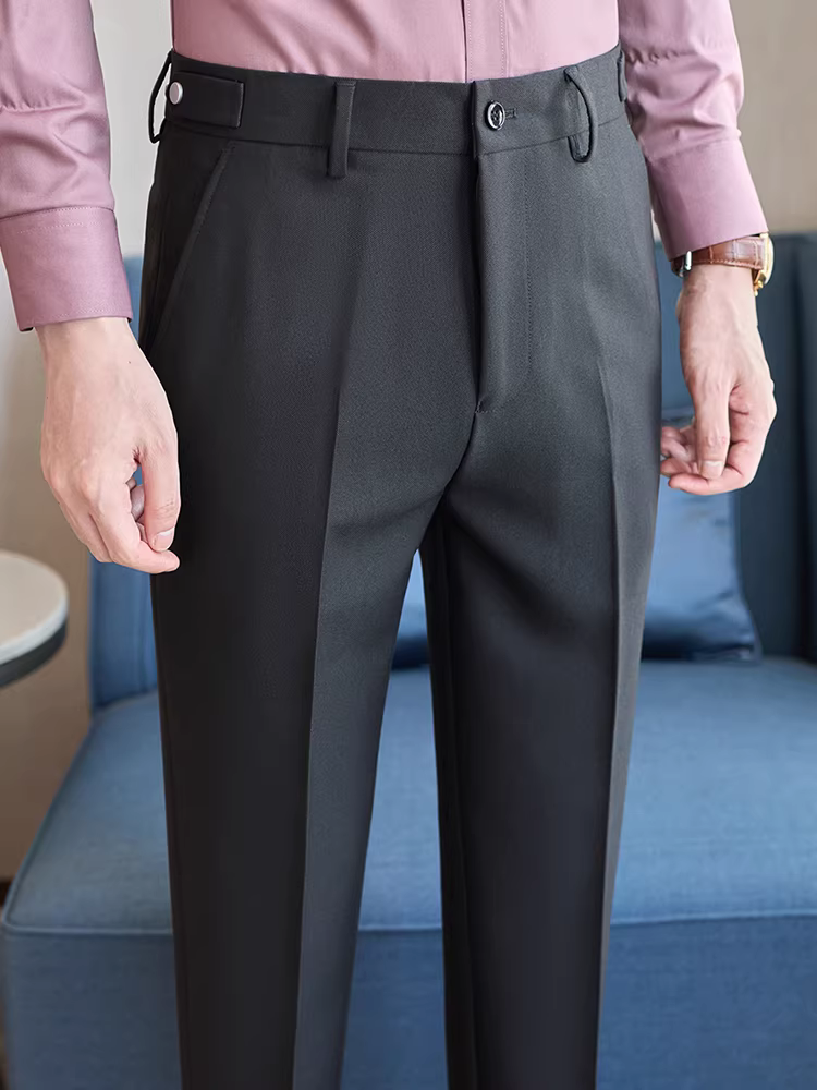 Quần âu nam thiết kế eo điều chỉnh, dáng ôm, ống côn, chất lượng cao, dễ chăm sóc, thích hợp cho công việc.