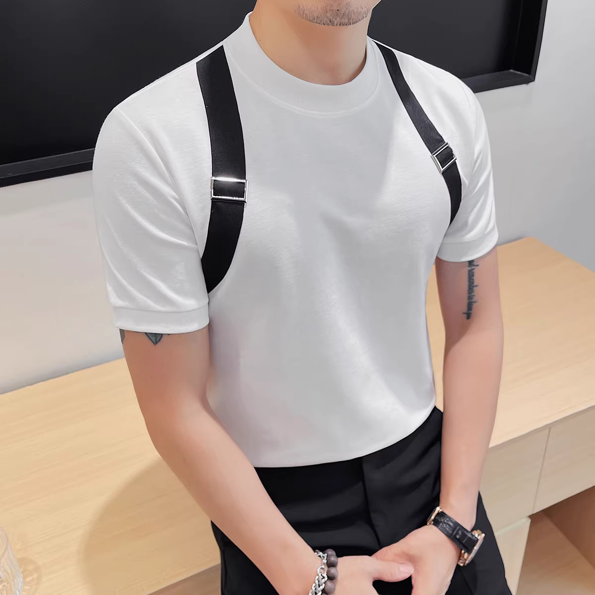 Áo thun nam phối dây đeo vai, tay ngắn, kiểu dáng mùa hè mới, thời trang, hợp xu hướng, ôm dáng, đẹp trai, cao cấp, áo thun cổ tròn cá tính.