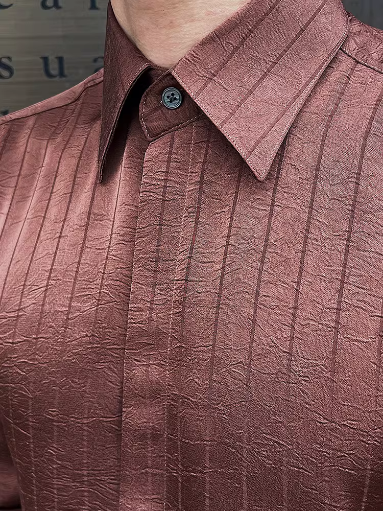 Áo sơ mi nam kẻ sọc xếp ly dáng dài tay mùa xuân 2025 thiết kế cao cấp mới phong cách thường ngày công sở dáng ôm