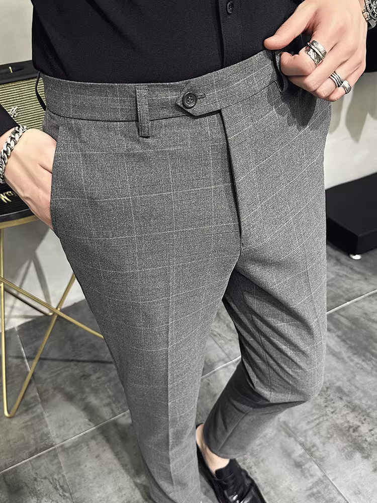 Quần âu kẻ caro nam, thời thượng và cao cấp, kiểu dáng mới 2024, quần ống côn lịch lãm và ôm dáng, quần kiểu Hàn Quốc.