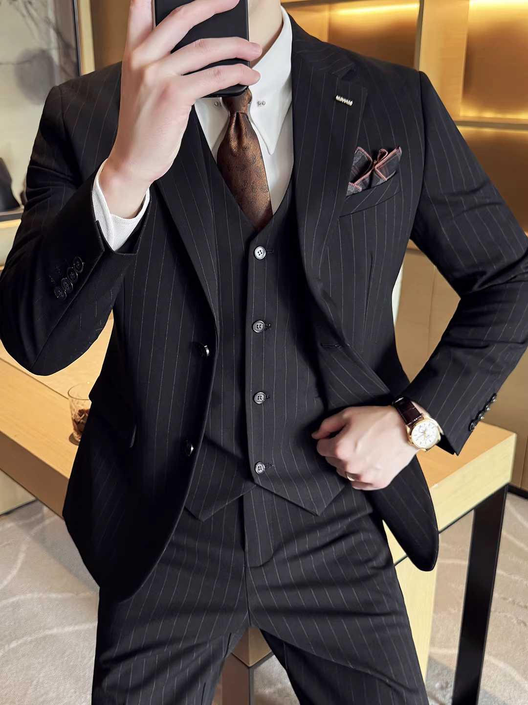 Bộ vest nam hai cúc kẻ sọc, vest công sở lịch lãm, ôm dáng, chất liệu cao cấp, bộ vest cưới ba mảnh