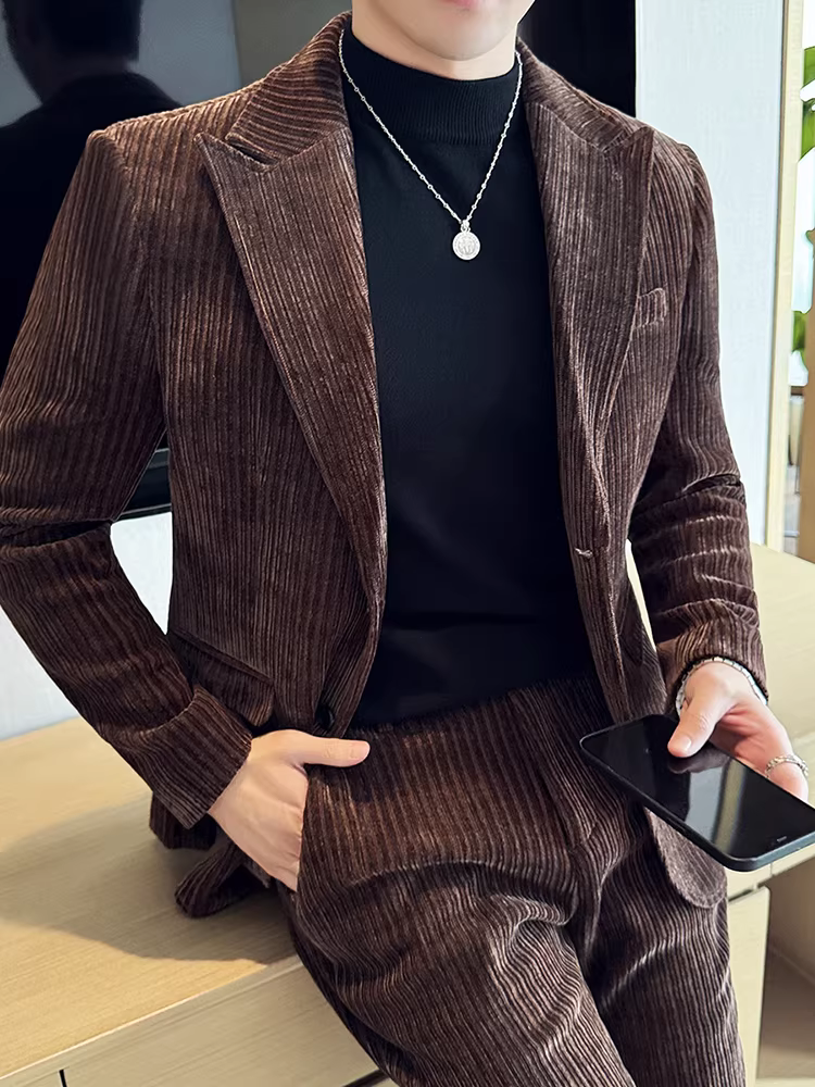 Vest nam chất liệu nhung dày, kiểu dáng lịch lãm, thu đông 2024, mới, cao cấp, ôm dáng, lịch lãm.