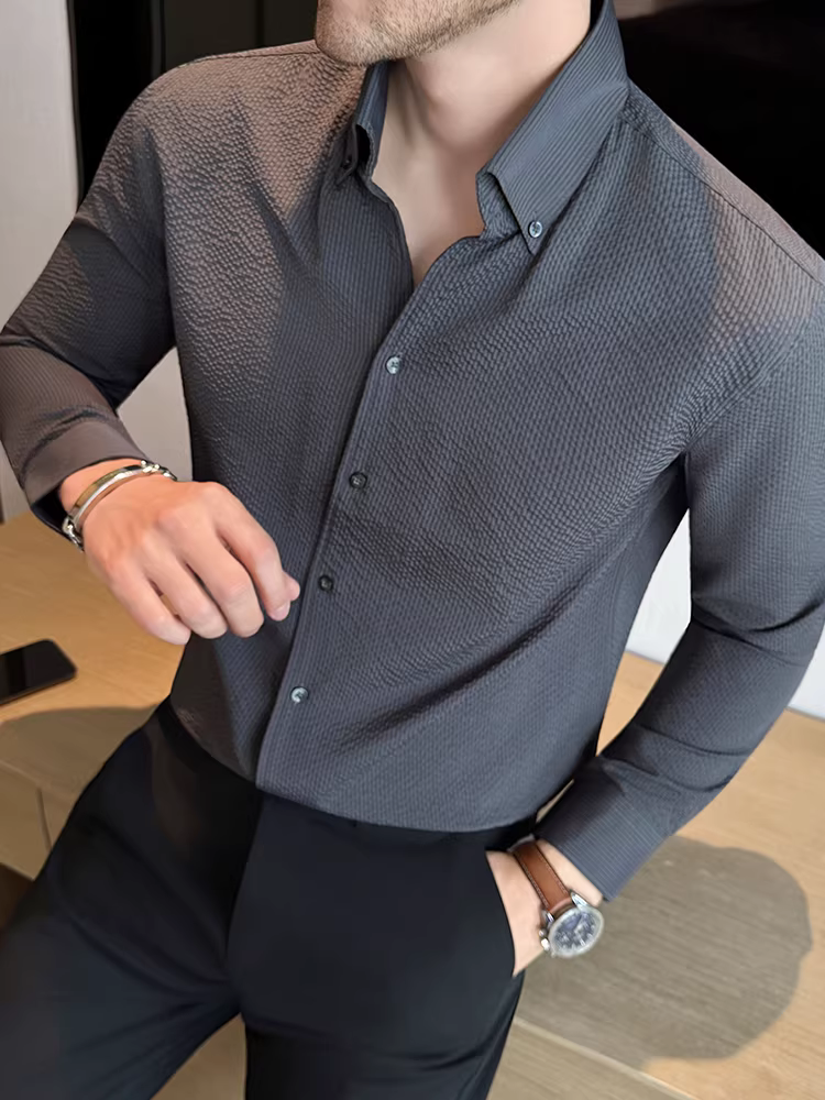 Áo sơ mi nam cổ V kiểu Pháp, tay dài, thời trang thu đông 2025, phong cách công sở lịch lãm, đa năng, không nhăn, dễ chăm sóc.