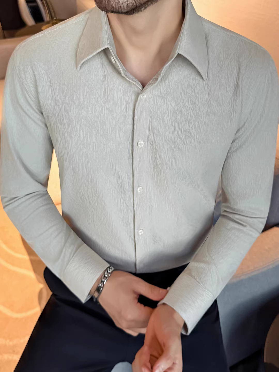 Áo sơ mi nam cổ trụ kiểu Pháp, tay dài, chất liệu jacquard cao cấp kẻ ô vuông hình thoi, màu trắng