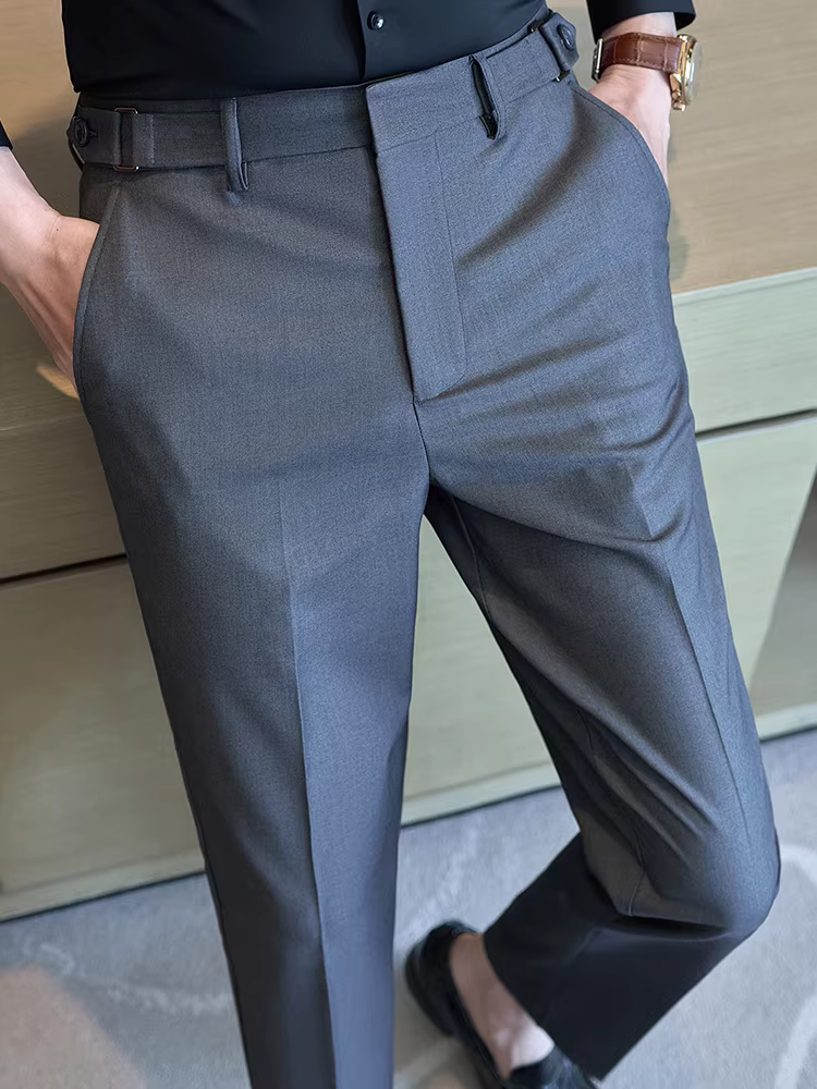 Quần âu nam dáng thẳng, kiểu mới 2025, thời trang, ôm dáng, chất liệu mềm mại, quần âu công sở dễ chăm sóc.