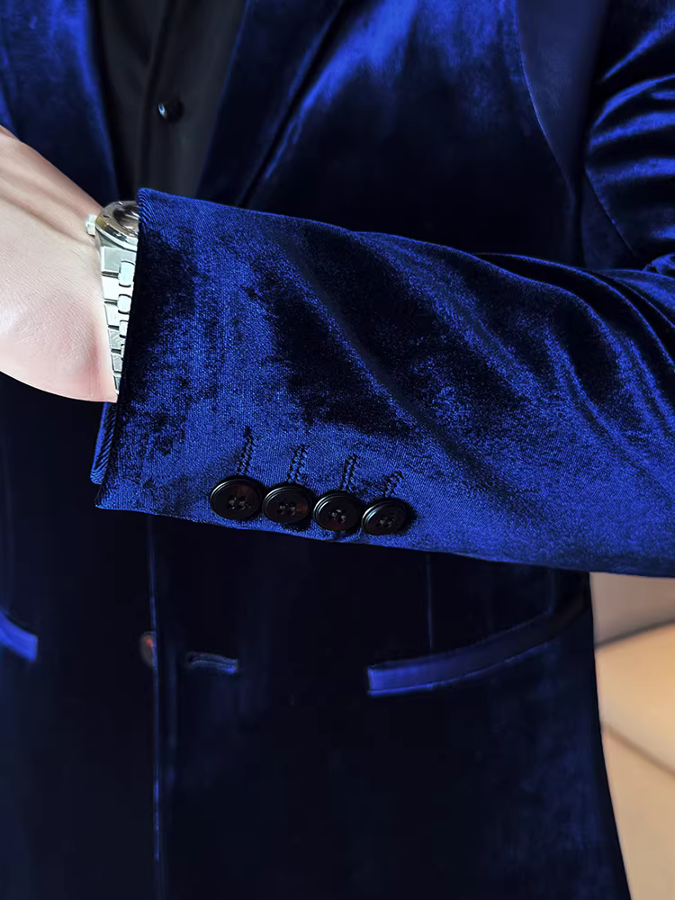 Áo blazer nam chất liệu nhung mercerized phối da, kiểu dáng mới xuân 2025, cao cấp, ôm dáng, thời trang, đơn hàng khuy.