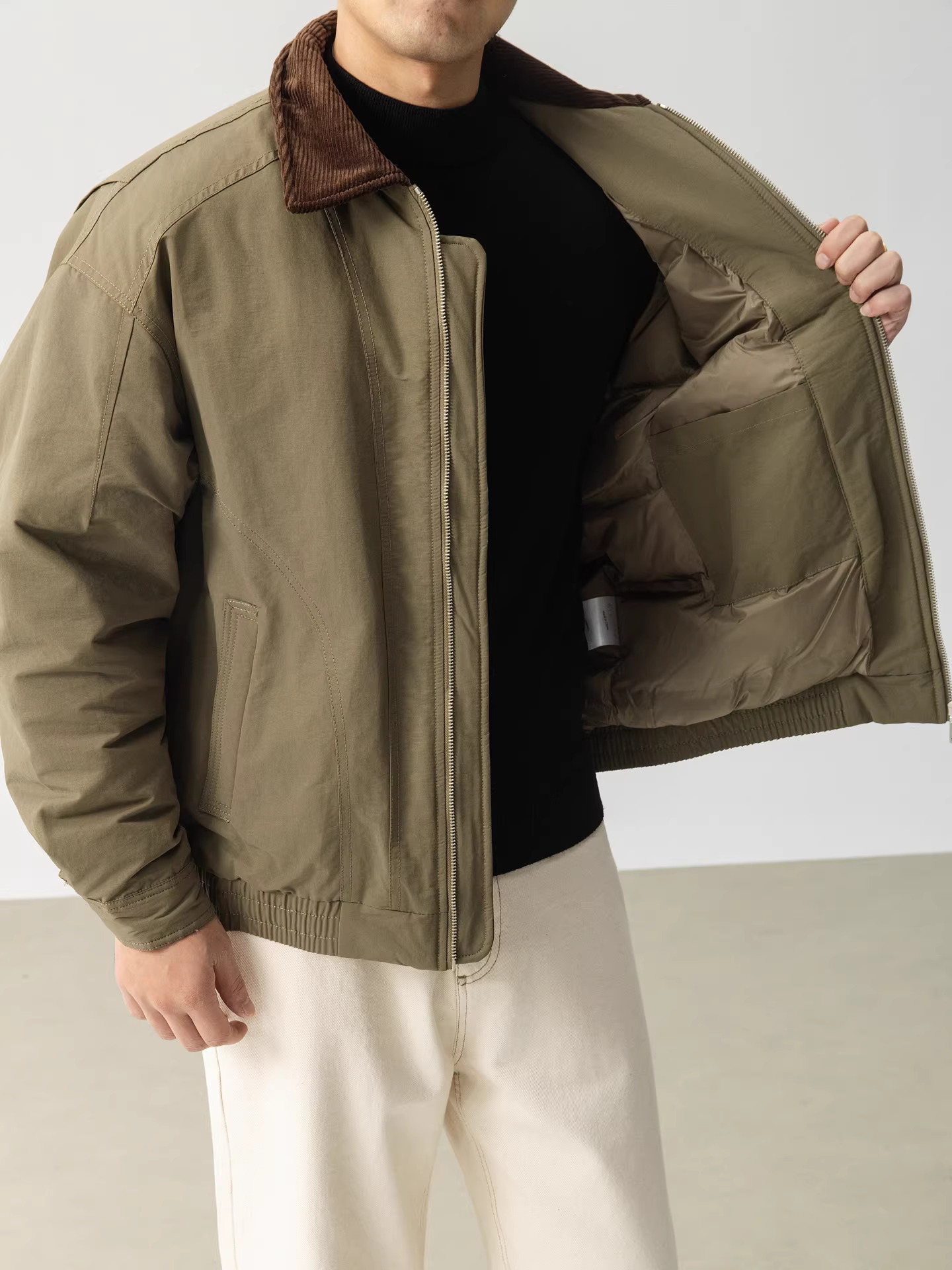 Áo khoác nam kiểu cổ điển Barn Old Money, chất liệu nhung tăm phối vải, dáng rộng, mùa đông 2025