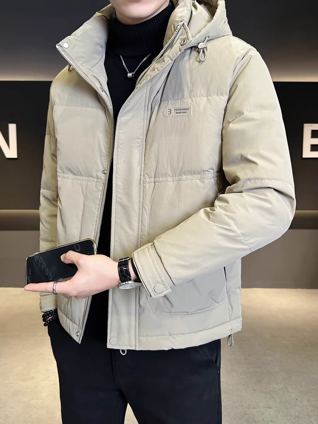 Áo khoác phao nhẹ dành cho nam, kiểu mới mùa đông 2025, thời trang ôm dáng, ngắn, nhẹ, ấm áp, mũ trùm đầu có thể tháo rời.