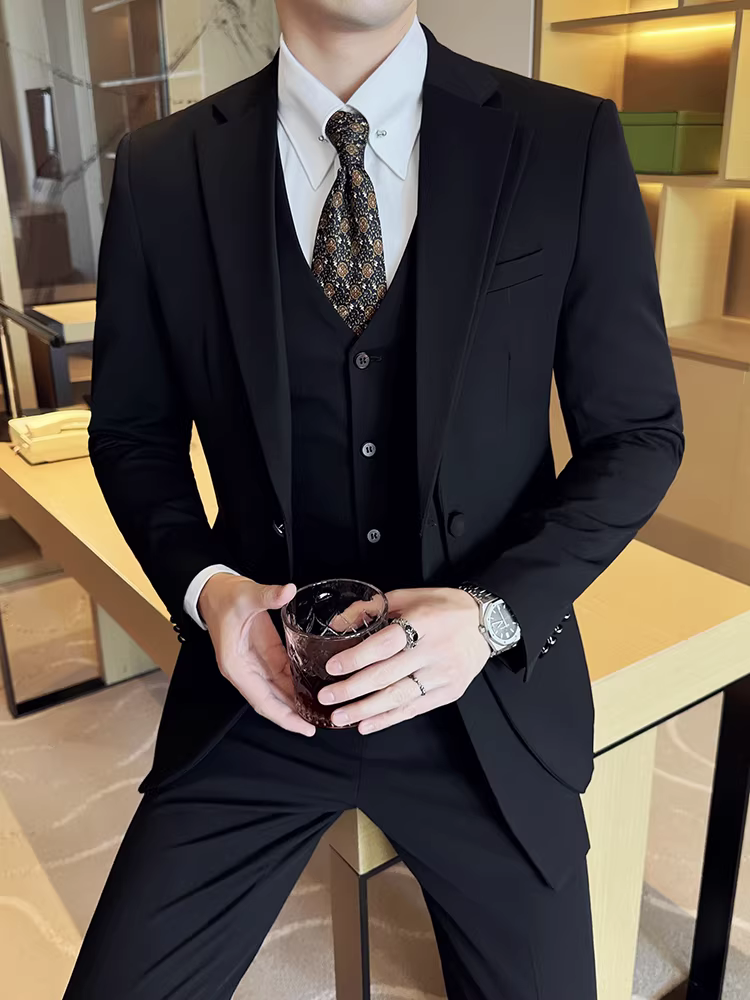 Bộ vest nam hai hàng khuy, thời trang công sở cao cấp, kiểu dáng ôm body thời thượng, bộ ba món lịch lãm