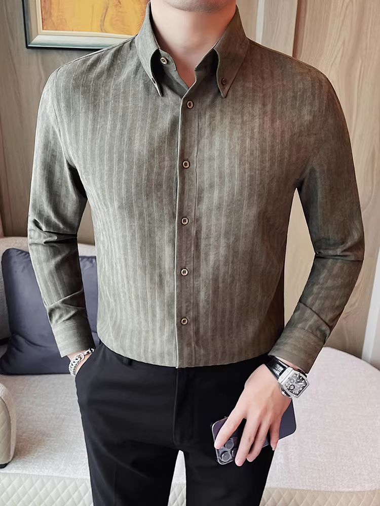 Áo sơ mi nam cao cấp kẻ sọc, tay dài, kiểu mới thu đông 2024, phong cách công sở lịch lãm, ôm dáng, hợp thời trang, cá tính.