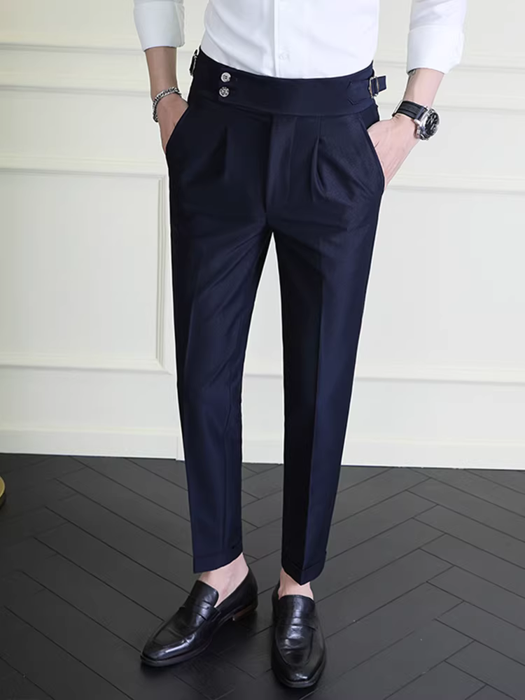 Quần âu nam Napoli cạp cao, xu hướng thời trang cao cấp, dáng ôm, chất liệu mềm mại, kiểu dáng thẳng lịch sự.