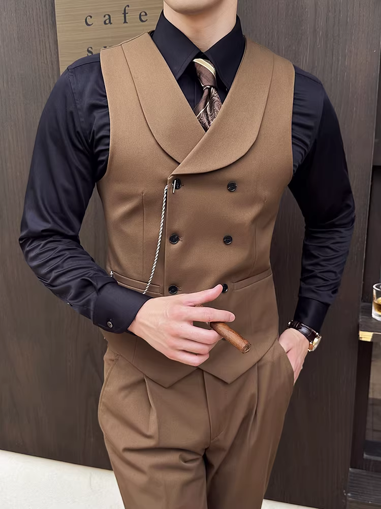 Áo vest nam kiểu Anh, dáng vest hai hàng khuy, phong cách công sở lịch lãm, thời trang cao cấp, ôm dáng, áo vest phù rể đám cưới