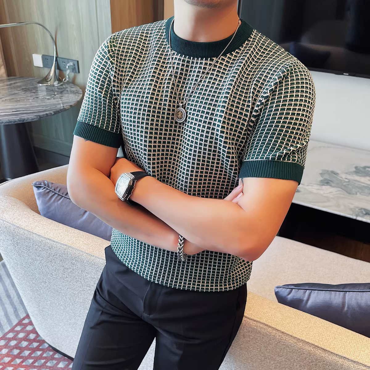 Áo len ngắn tay kẻ sọc phối màu cho nam, xu hướng thời trang thu mới, kiểu dáng ôm body cao cấp, áo thun dệt kim cổ tròn thời trang