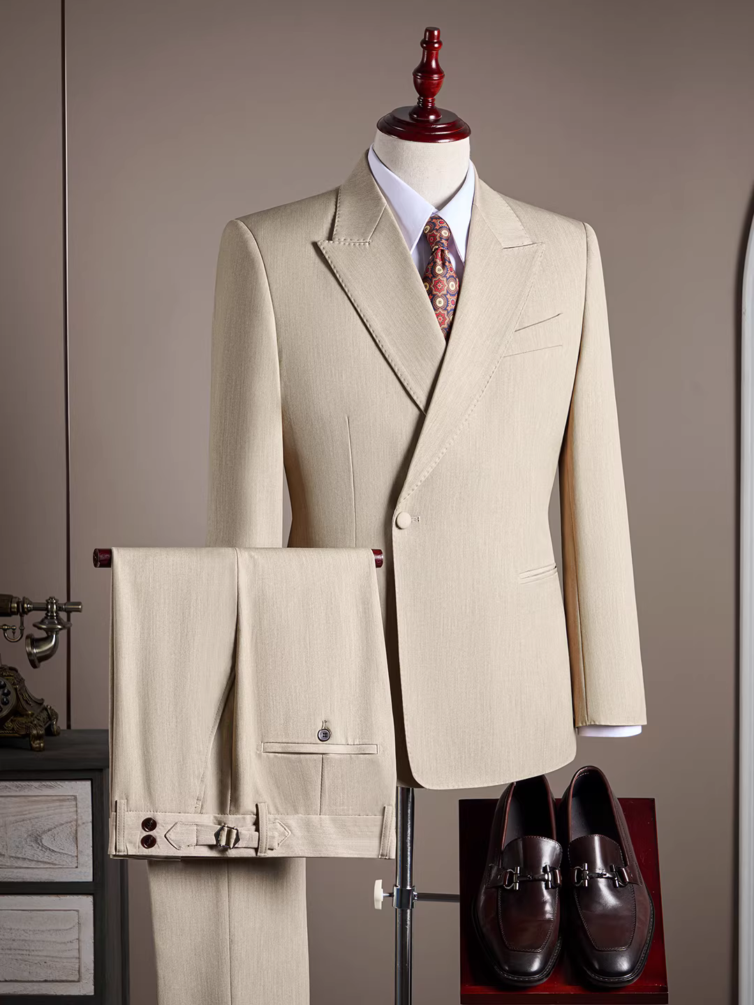 Bộ vest nam cao cấp chất liệu len Tencel, chất lượng cao, phong cách kinh doanh lịch lãm, đa năng, ôm dáng, không nhăn.