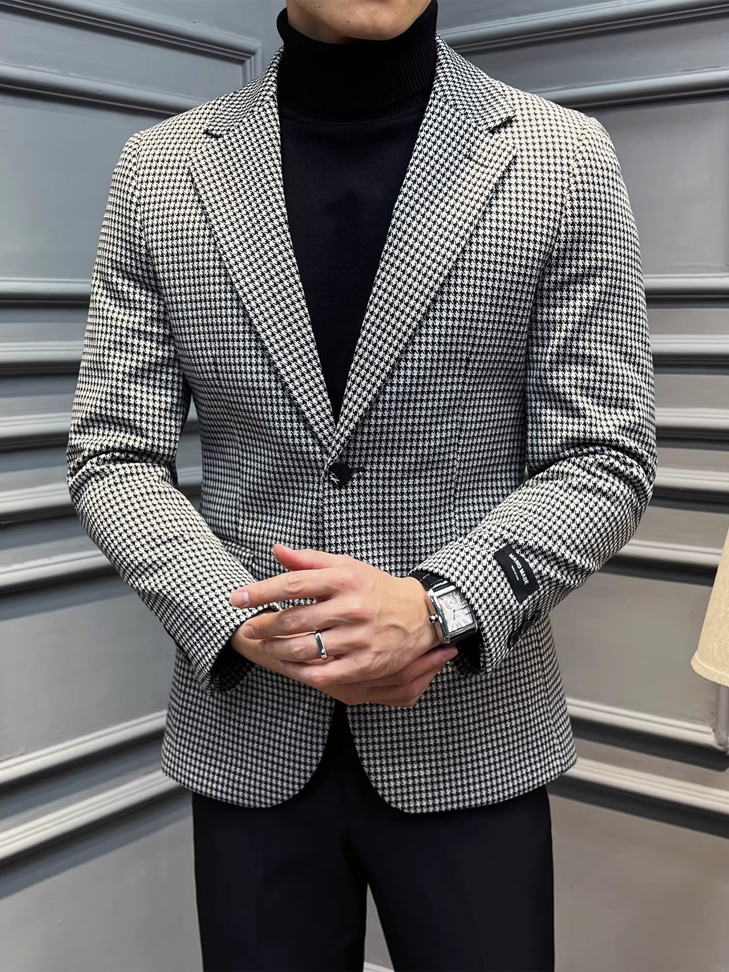 Áo vest nam cao cấp họa tiết răng cưa, dáng ôm, thời trang, lịch sự, đa năng, chống nhăn, dễ chăm sóc.