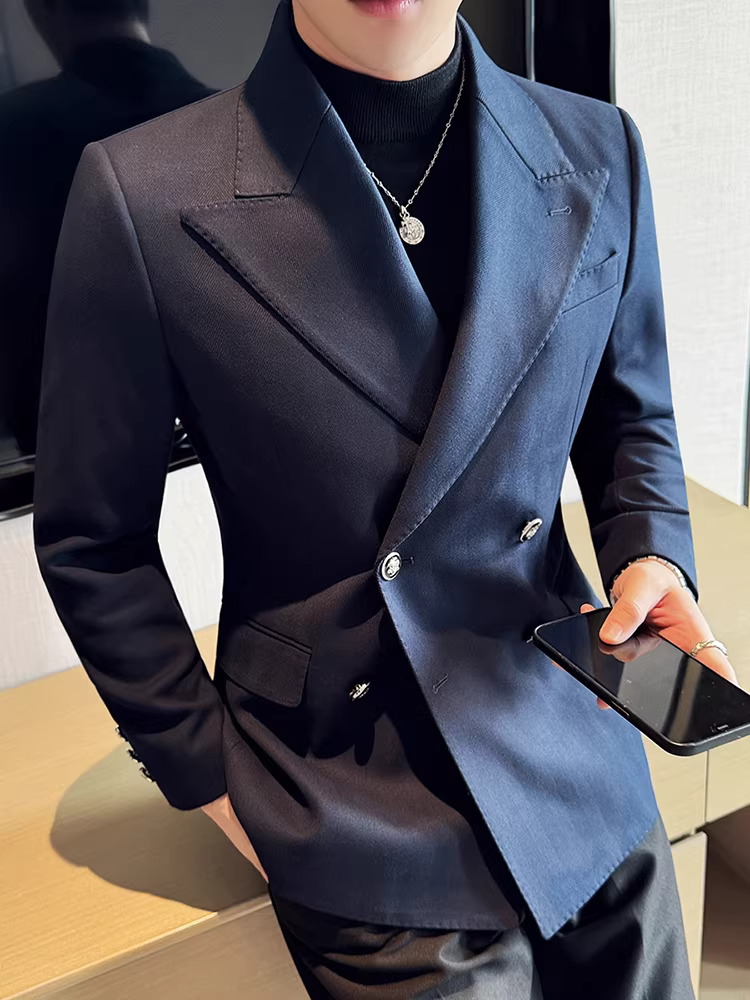 Áo blazer nam dáng dài, dày dặn, kiểu mới thu đông 2024, phong cách công sở lịch lãm, ôm dáng.