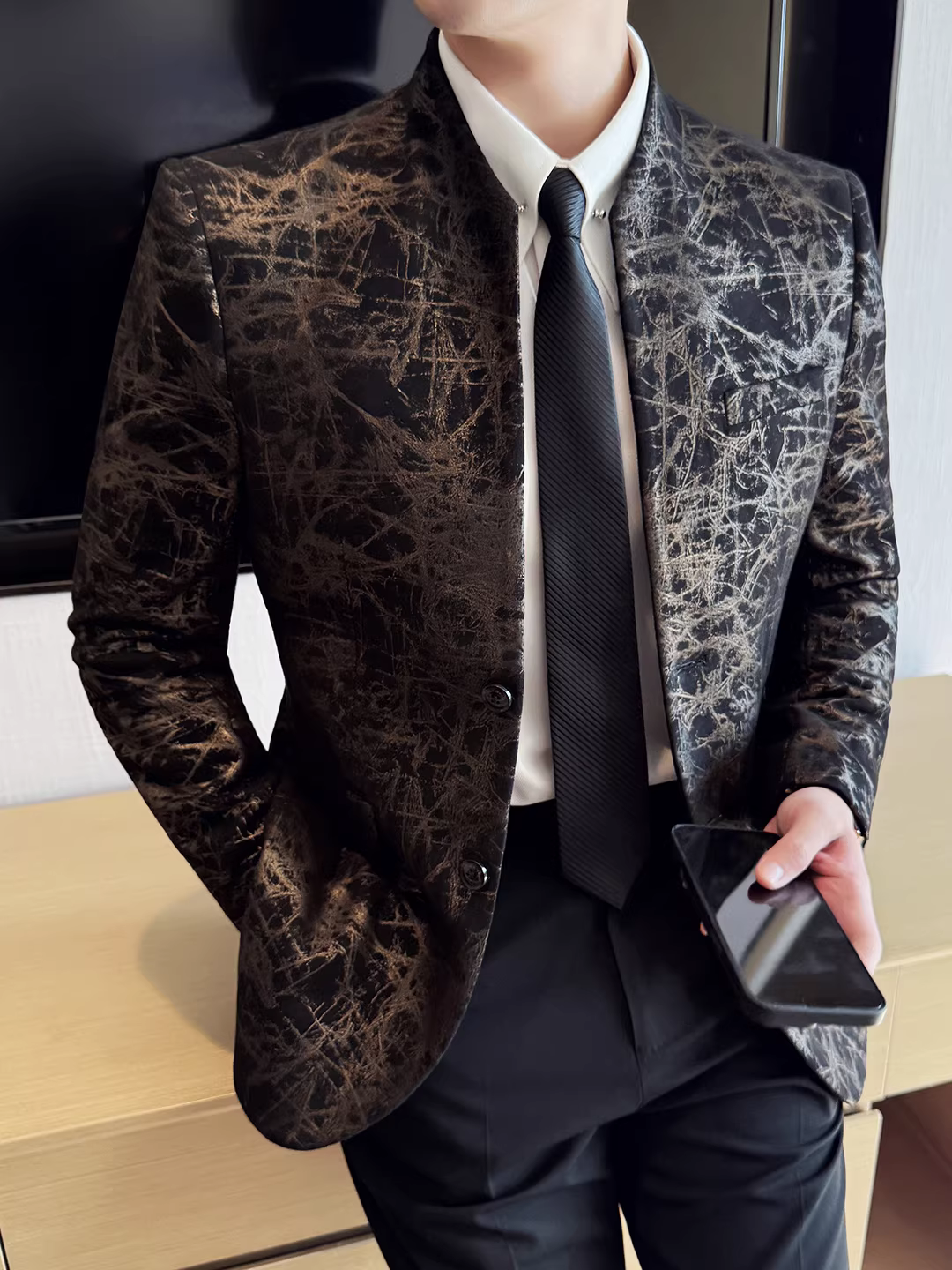 Áo vest nam kiểu Hàn Quốc ôm dáng, cổ đứng kiểu Trung Hoa, chất liệu jacquard thời trang, phong cách thường ngày