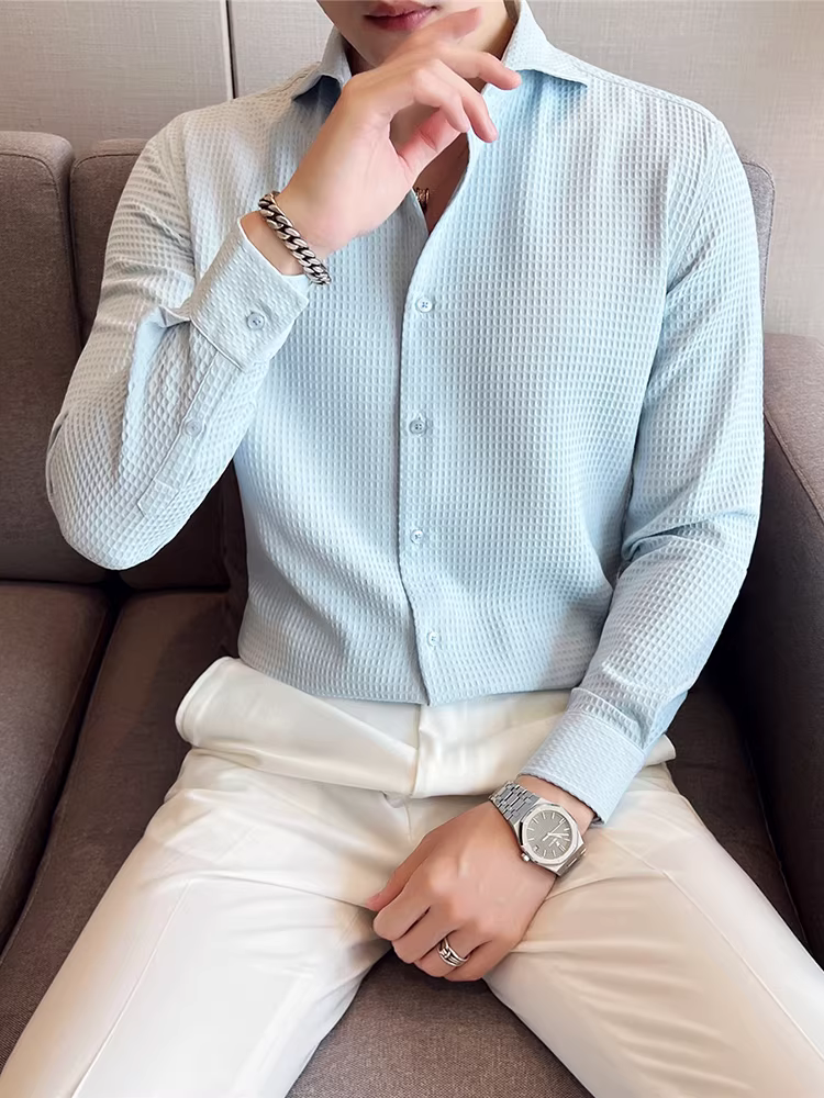 Áo sơ mi nam cổ Windsor một đường may, tay dài, họa tiết waffle cao cấp, dáng ôm, phong cách công sở lịch sự, trang phục công sở chuyên nghiệp, áo kiểu Pháp