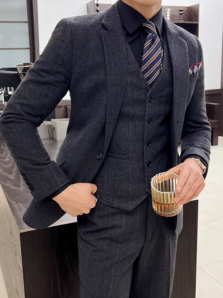 Bộ vest nam chất liệu len pha dày dặn, mùa thu đông, phong cách thường ngày đa năng, kiểu dáng công sở ôm dáng, bộ ba món lịch lãm