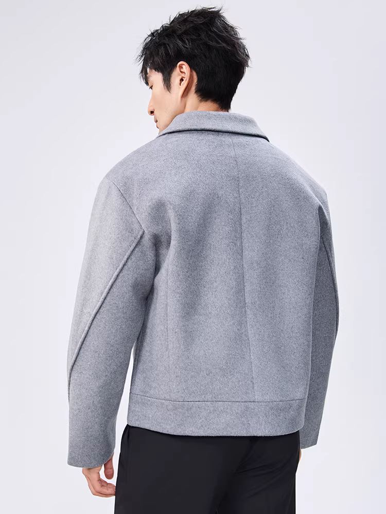 Áo khoác len nam có khóa kéo đôi, kiểu mới thu đông 2025, dáng ngắn cổ trụ, chất liệu len pha.