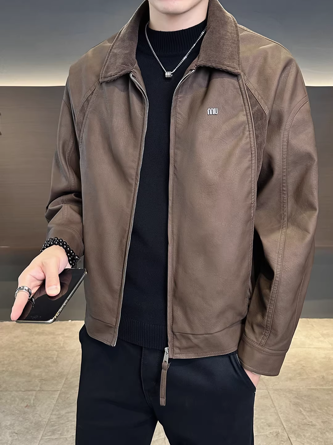 Áo khoác da phối chất liệu cao cấp dành cho nam, kiểu dáng thời trang mới mùa thu 2025, kiểu dáng ngắn phong cách biker.