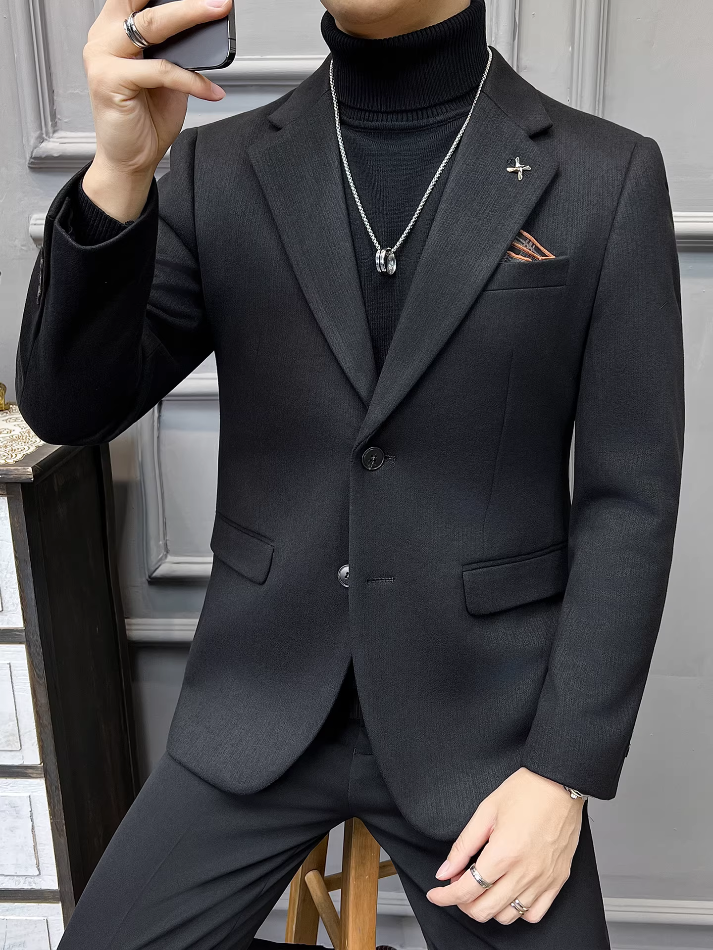 Áo khoác len sọc tối màu dành cho nam, mùa thu đông, dày dặn, ấm áp, thời trang, hợp xu hướng, ôm dáng, dễ chăm sóc, kiểu dáng vest.