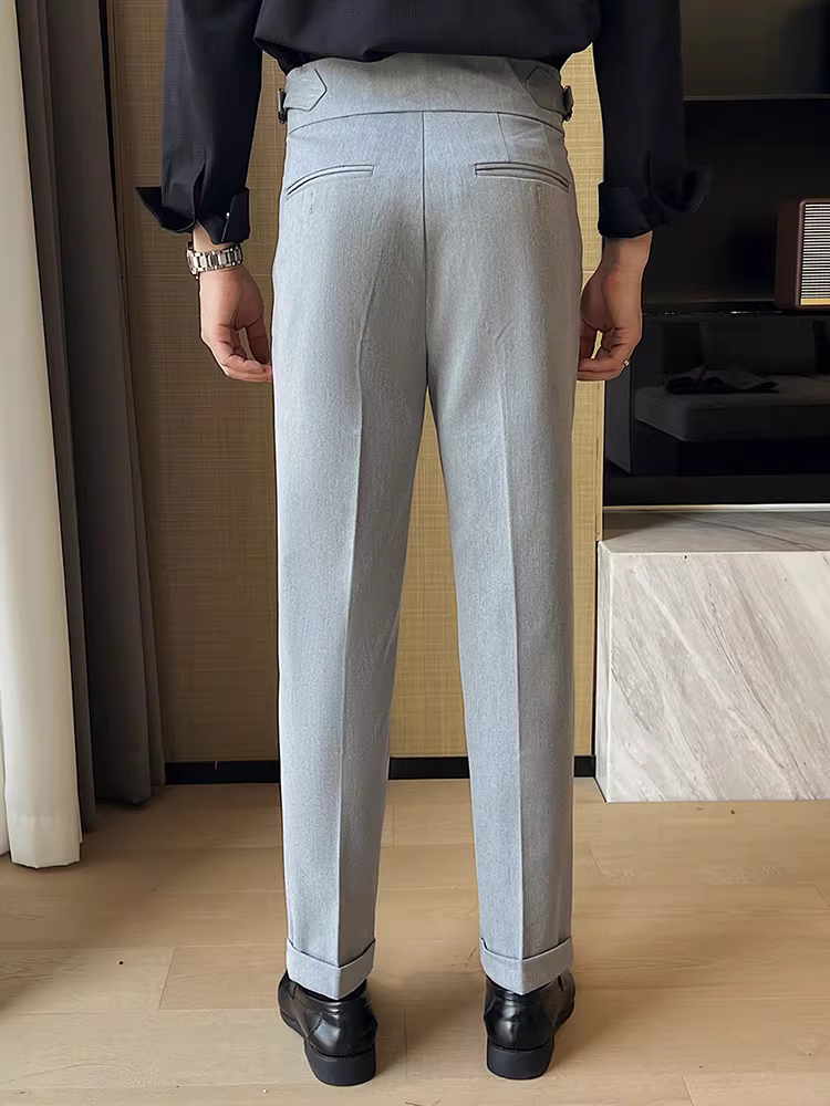 Quần âu nam Napoli ống đứng lưng cao, thời trang xuân hè 2025, kiểu dáng lịch lãm, thanh lịch, chất liệu mềm mại.