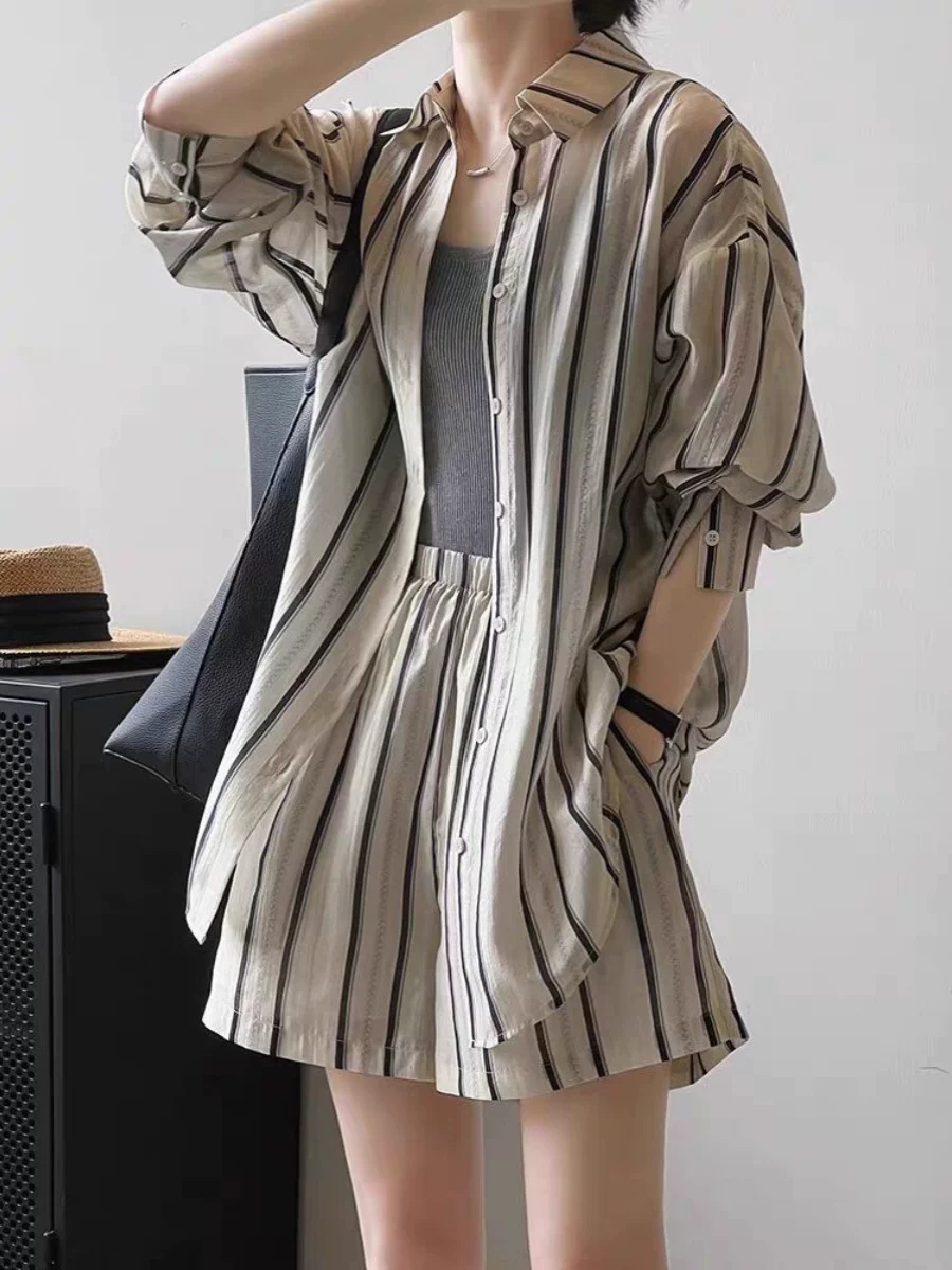Bộ đồ quần short nữ, trang phục mùa hè, áo chống nắng sọc dài tay mỏng cao cấp, quần ống rộng cạp cao, bộ hai món