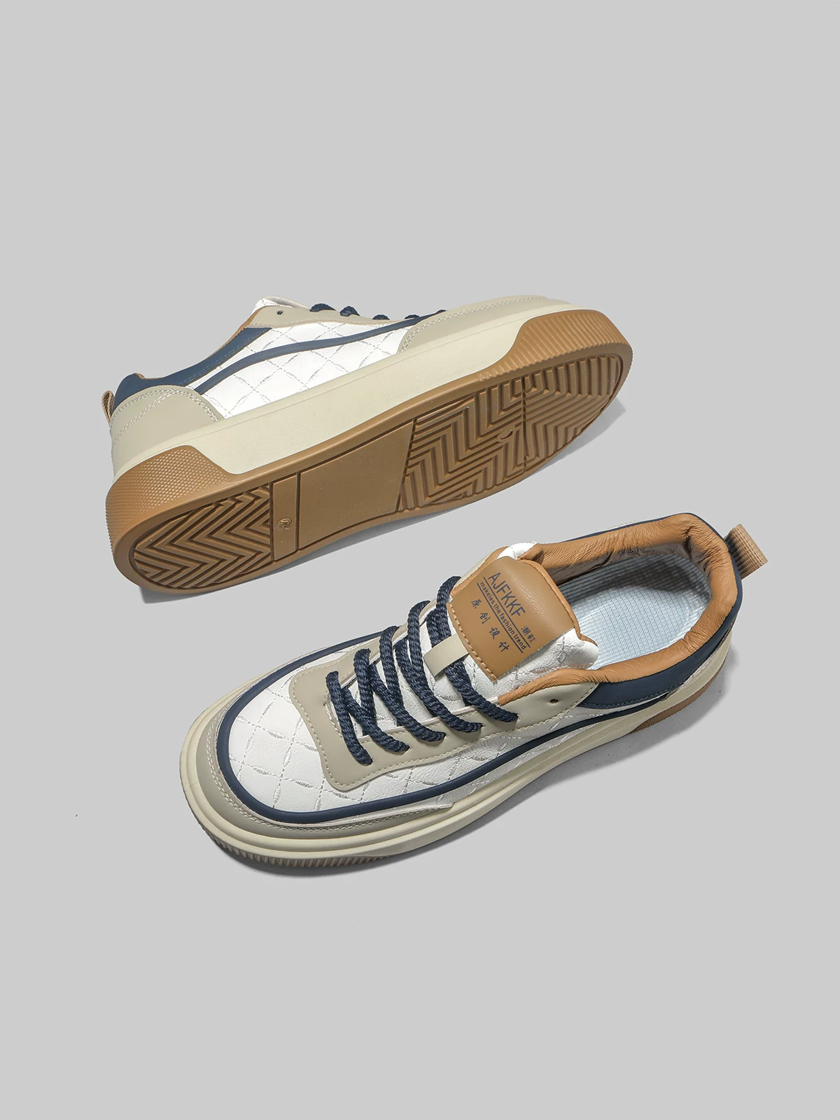 Giày thể thao đế dày tăng chiều cao Dongjia Qshoes dành cho nam, giày thể thao đa năng hợp thời trang mùa thu mới